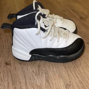 Toddler Jordan Taxi 12 size 7c